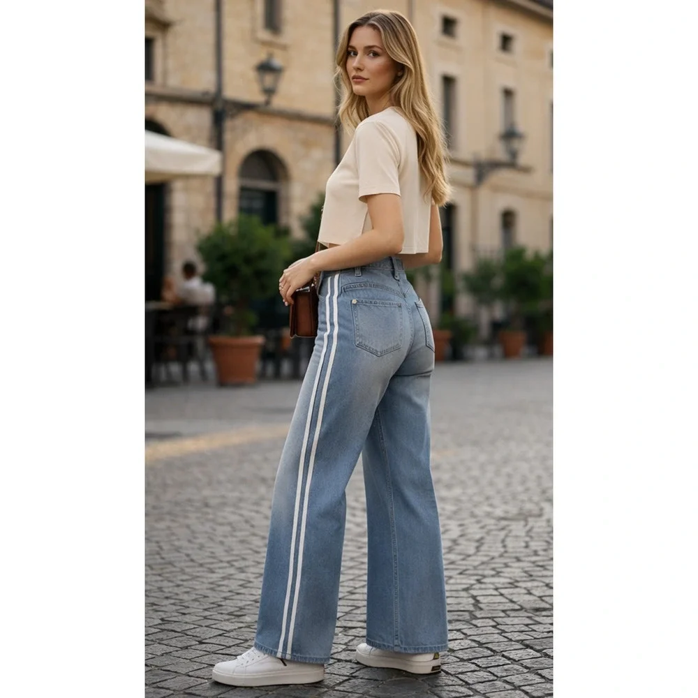 Halara Flex High Waisted Stripe Wide Leg Jeans Light Blue Wash M Regular